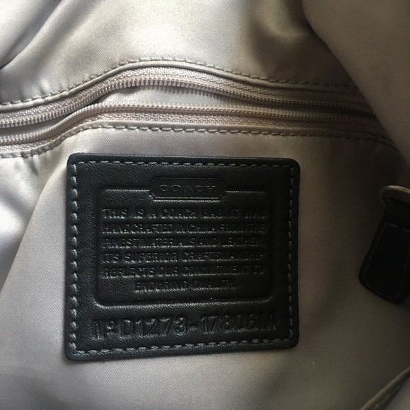 Coach Purse W/ Pockets - Picture 8 of 8